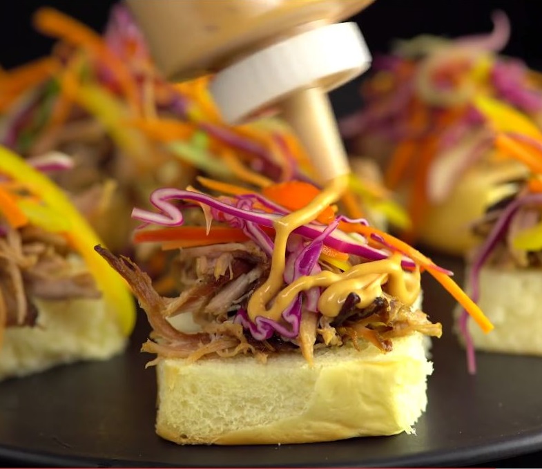 Hawaiian Teriyaki Pulled Pork Sliders Recipe